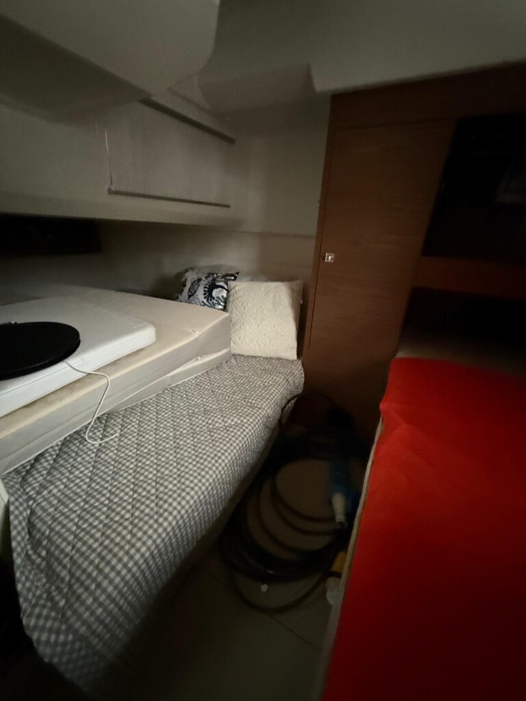 cca844ad-b1be-4d01-a765-c81a73b42600