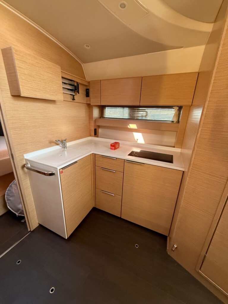 2a4f6f61-3a7e-49f2-b4b4-ec300abfc100