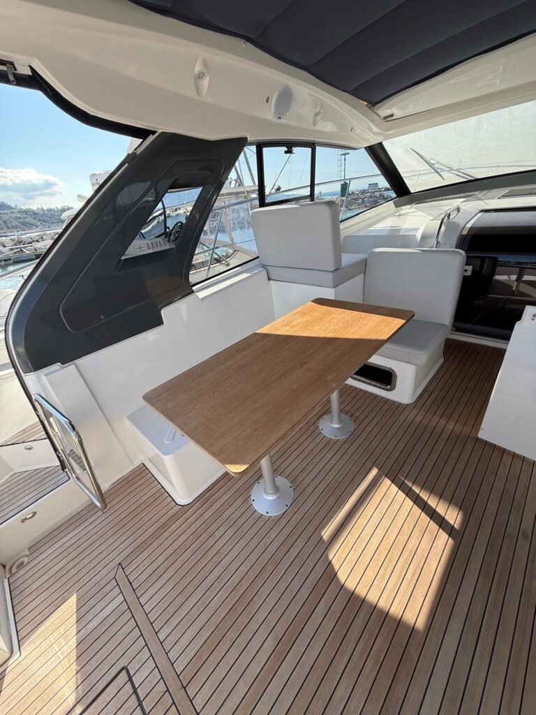 4d6a5bfd-9941-43e5-9c2f-bde7a48d8b9d